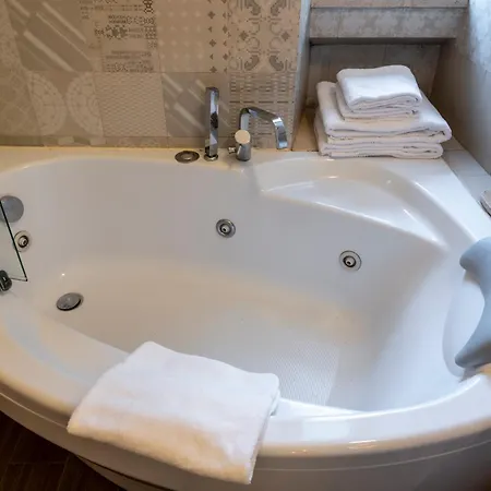 Forze Armate, 70 - Comfort E Relax * Milan